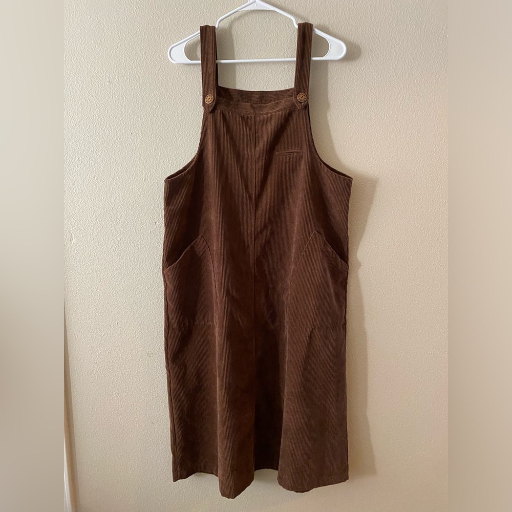 Brown corduroy jumper! 🍁🍂